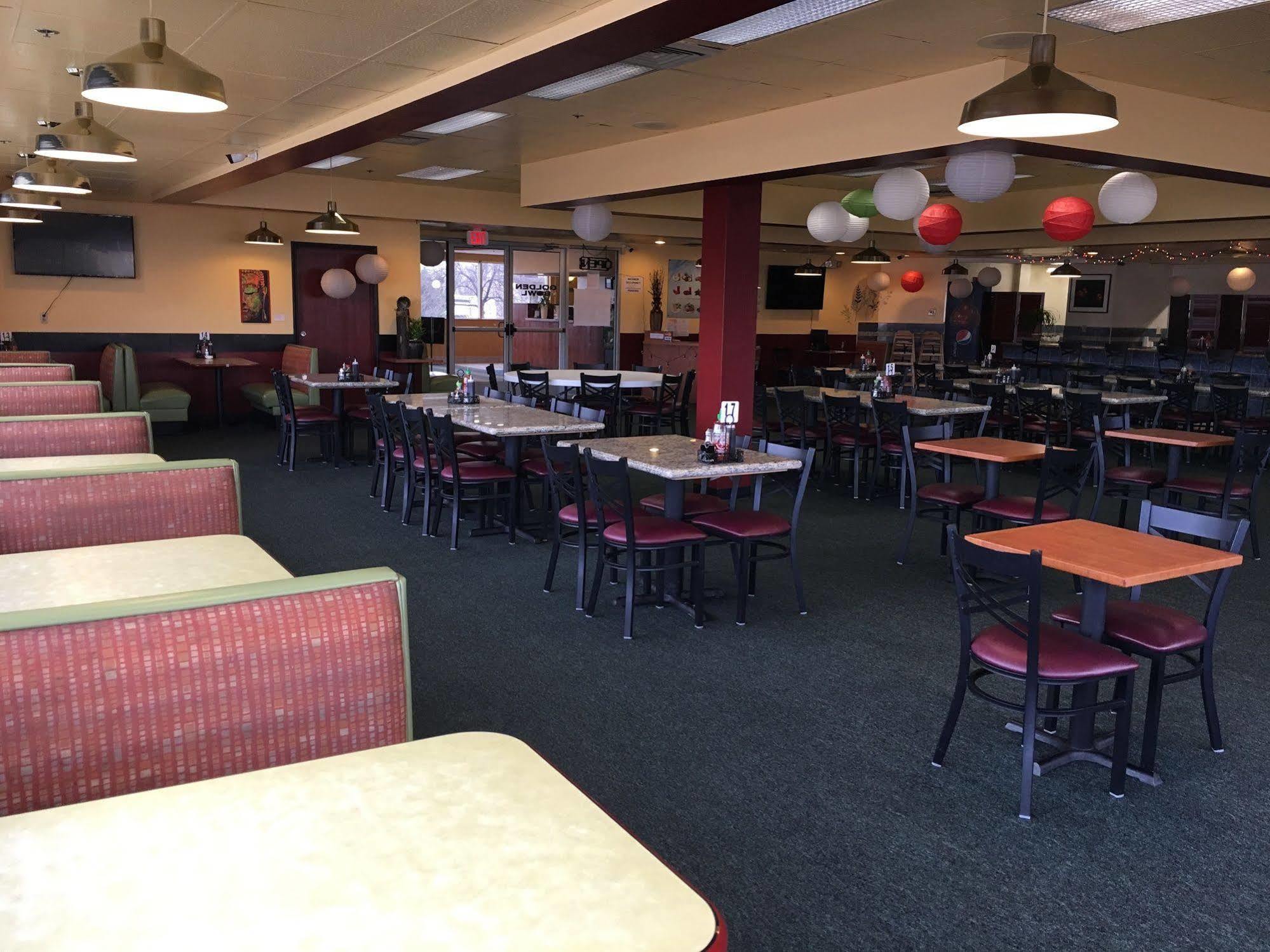 Howard Johnson By Wyndham Denver West ウィートリッジ エクステリア 写真